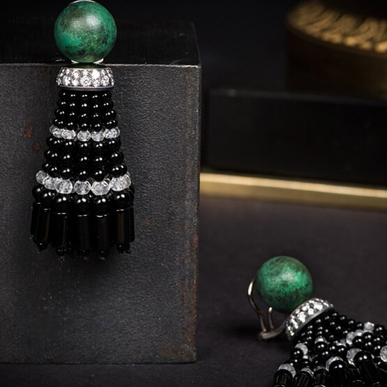 Quasten-Ohrringe im Art Déco-Stil